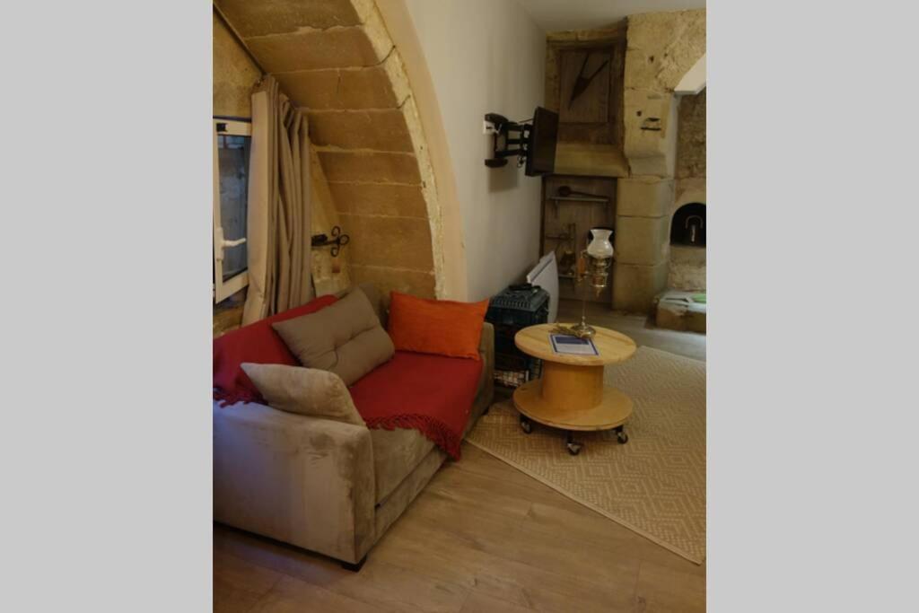 La Chaumiere, Centre Historique, Fibre, Ess, Rez-De-Chaussee, Bedinshop Romans-sur-Isere Bagian luar foto